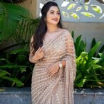Saree For Women's And Girls Net Fabric Saree With Fancy Sequance Embroidery Work With Feather Lace In Pallu - Image 2